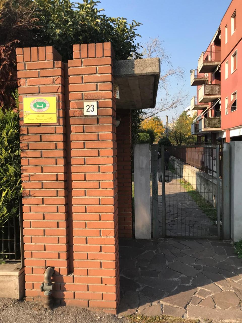 B&B Verona Business And Fun G B Rossi Friendly エクステリア 写真